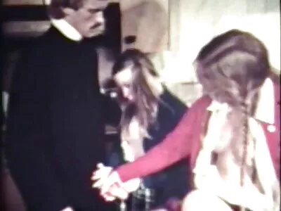 امرأة سمراء مفلس مع ثقب اللسان يعطي سكس بورن مترجم جديد اللسان