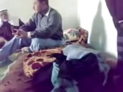 ارتكب الفرخ في سكس مترجم جديد سن المراهقة بشدة والحصول على الوجه