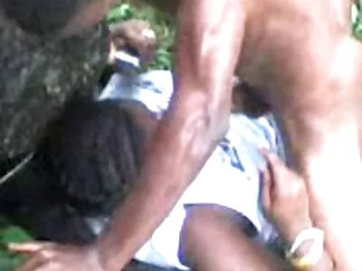 فاتنة سكس مترجم محارم جديد مع الحمار كبيرة يقفز على الديك الثابت