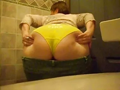 شقراء GF اللعب مع xnxx مترجم جديد جديد قضيبي