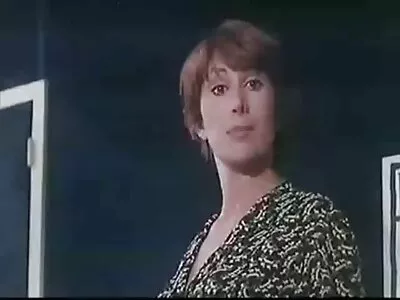 امرأة xnxx محارم جديد سمراء لطيف تمتص الديك ويحصل على نائب الرئيس في الفم