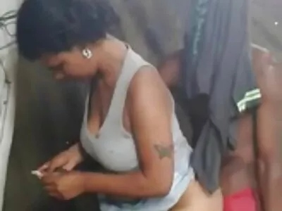 دسار هو أفضل صديق سكس مقابل المال جديد لها
