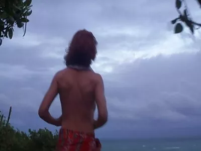 زوجين سكس اجنبي جديد مترجم شابين يمارسان الجنس ولعق كس
