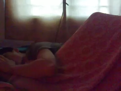 شقراء جبهة تحرير مورو الإسلامية سكانك تمتص وركوب سكس سحاق مترجم جديد الديك