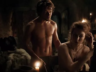 الفرخ الأبيض يهز بومها افلام سكس مترجم عربي جديد المستدير